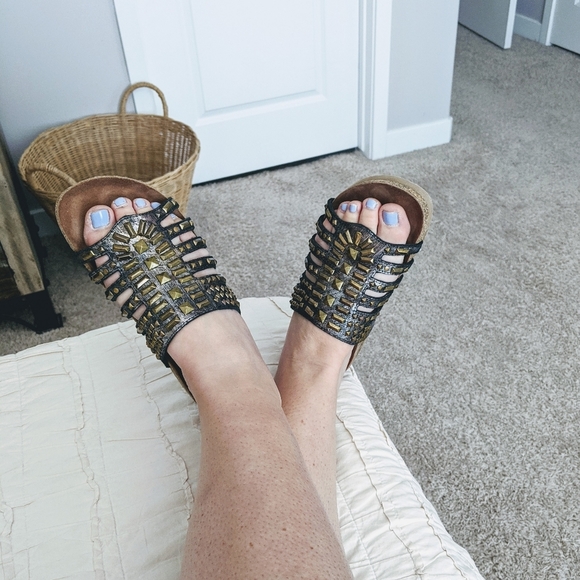 🆕🌿NAUGHTY MONKEY SANDALS🌿 - Picture 8 of 8